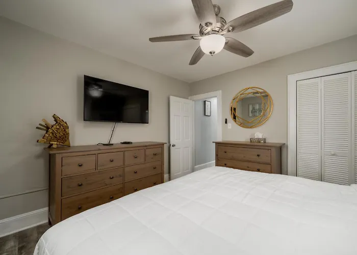 Apartment Parrot Bay 37 *