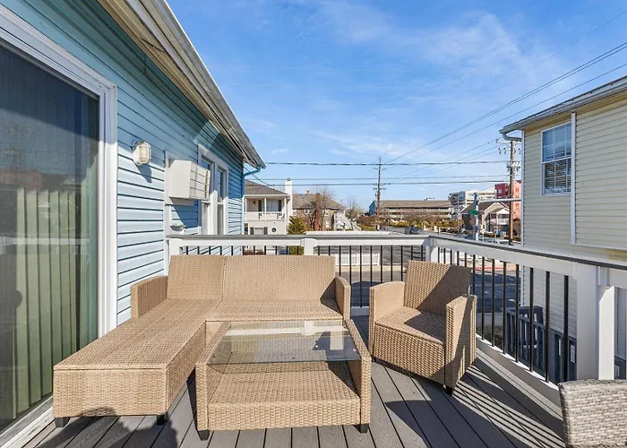 Parrot Bay 37 Ocean City