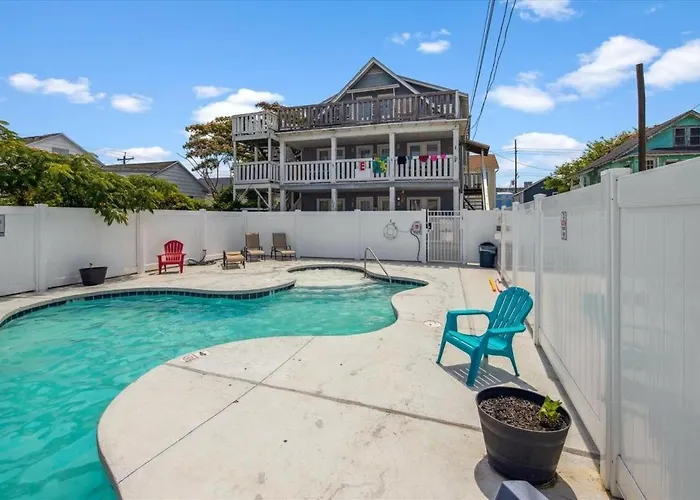 Apartment Parrot Bay 37 *